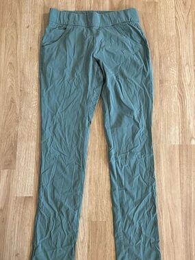 EUC Women’s Columbia Saturday Trail™ II Knee Pants - Green - Size Small
